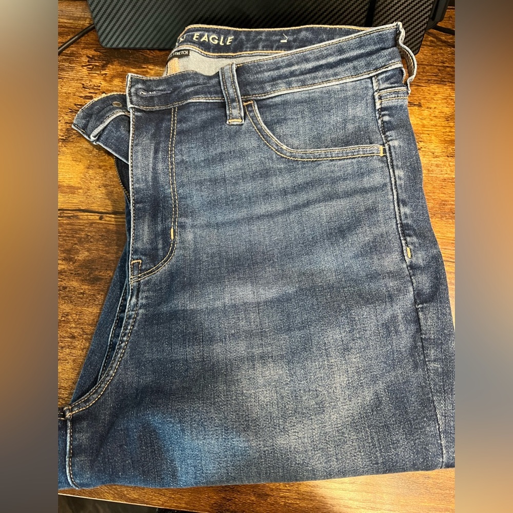 EUC American Eagle Jeans